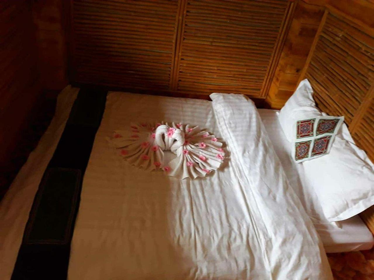 Ta Van Green Hills Homestay Sa Pa Exterior photo